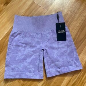 NVGTN New with tags, NEVER worn XS Biker Shorts Seamless. Lavender Camo.